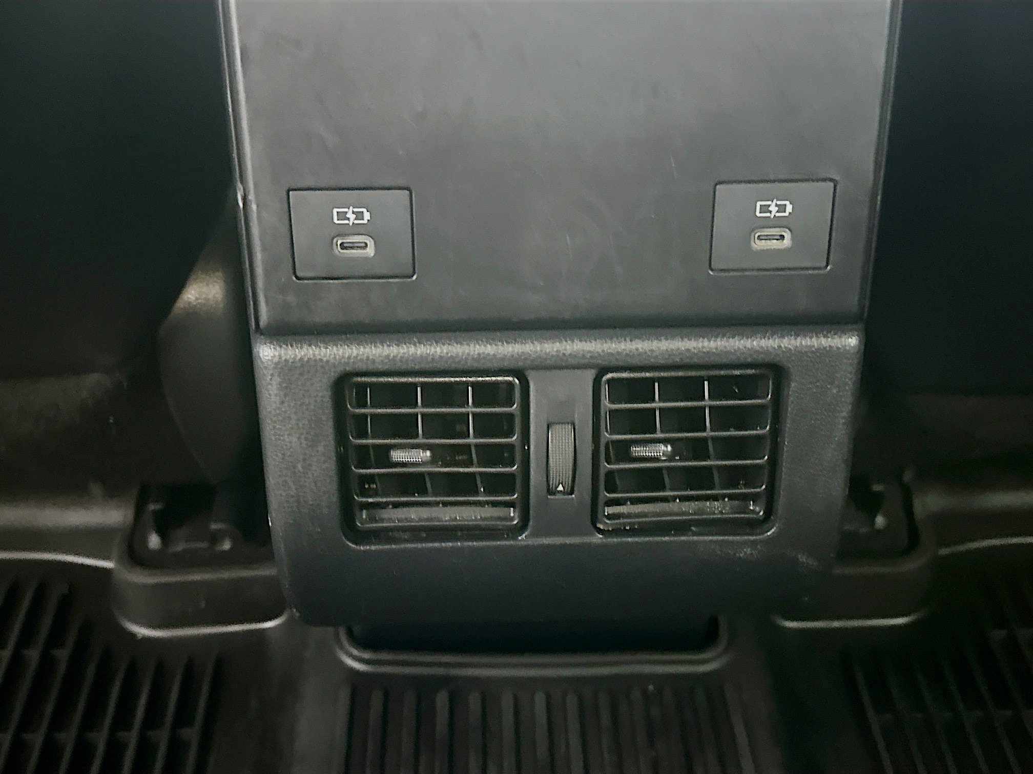 Used 2023 Toyota bZ4X XLE AWD/4WD image 29