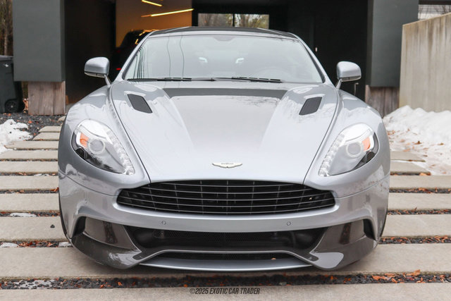 Used 2014 Aston Martin Vanquish Coupe image 13