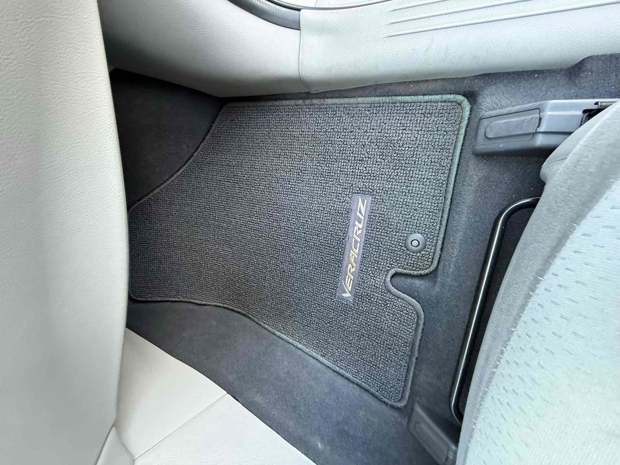 Used 2009 Hyundai Veracruz GLS image 36