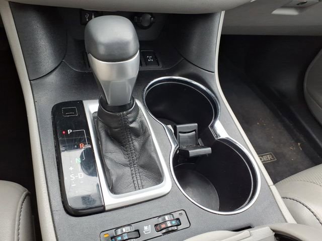 Used 2015 Toyota Highlander Limited Platinum AWD/4WD image 28
