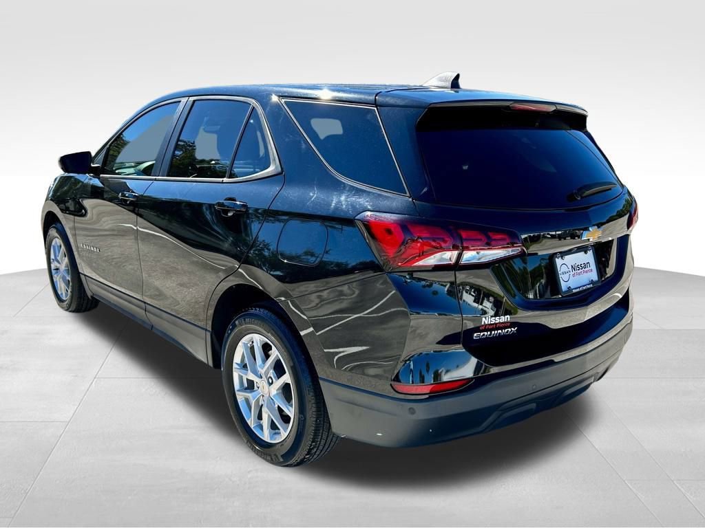 Used 2022 Chevrolet Equinox LS w/ LS Convenience Package image 4