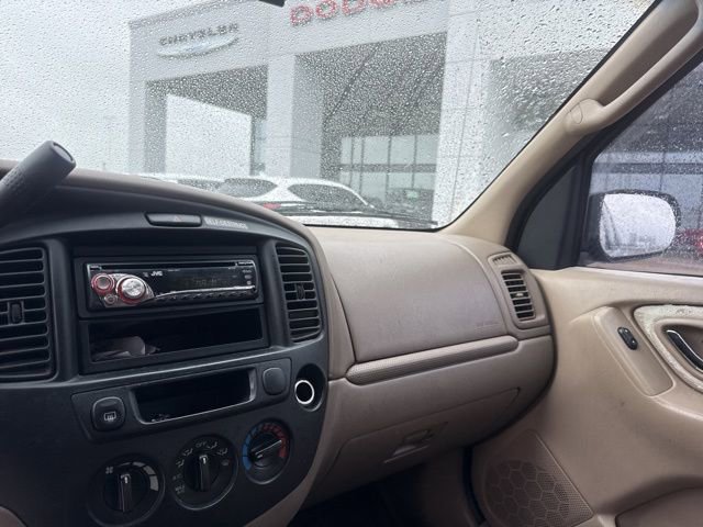 Used 2001 MAZDA Tribute ES FWD image 20