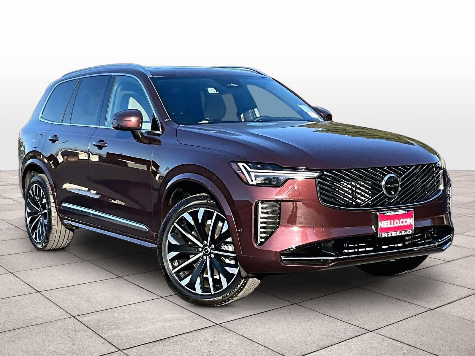 Used 2026 Volvo XC90 B5 Ultra AWD/4WD image 2