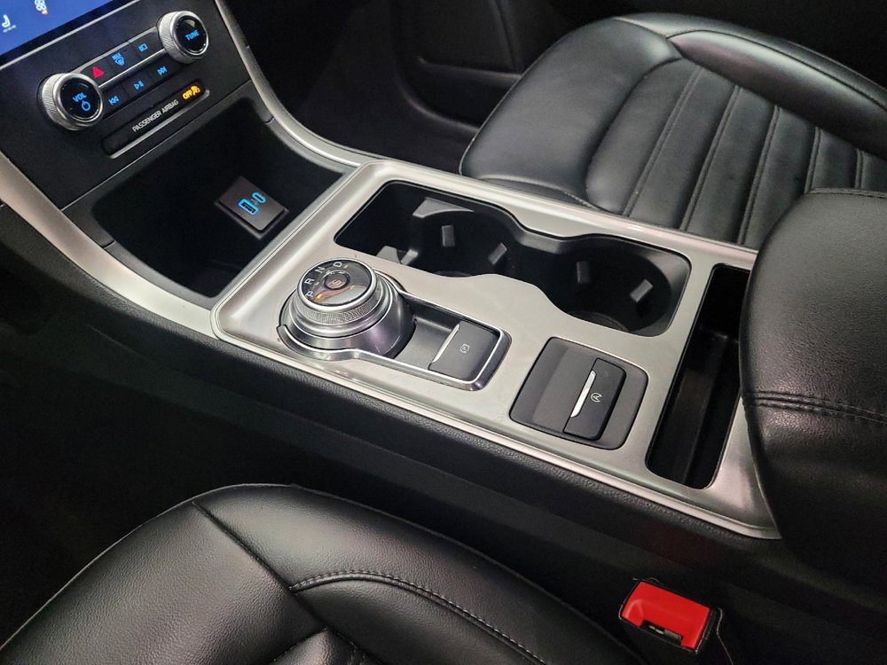 Used 2024 Ford Edge SEL image 26