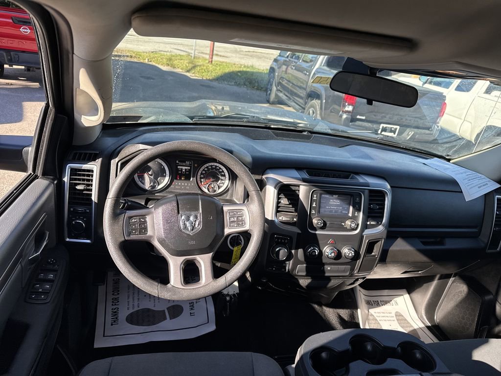 Used 2022 RAM 1500 Classic SLT image 14