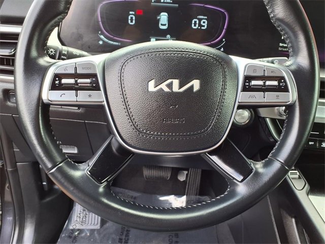 Used 2025 Kia Telluride S image 17