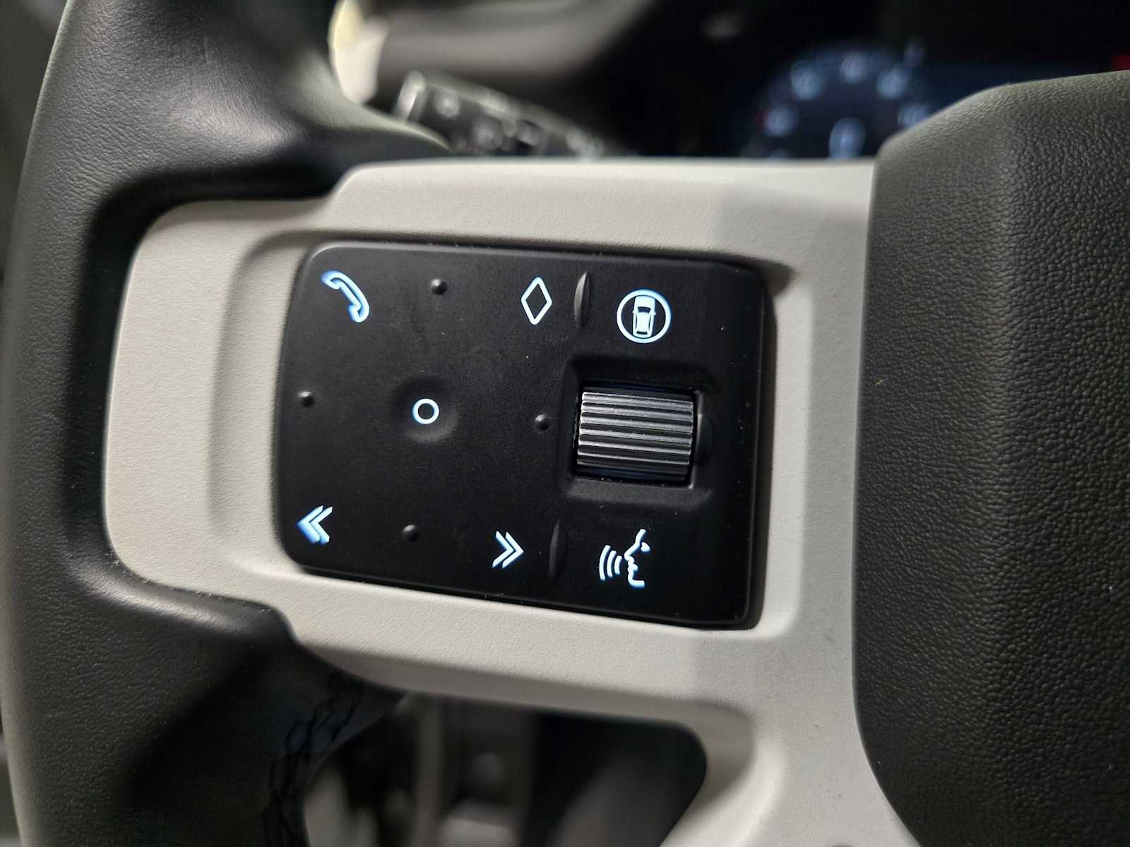 Used 2025 Land Rover Defender 110 S AWD/4WD image 34