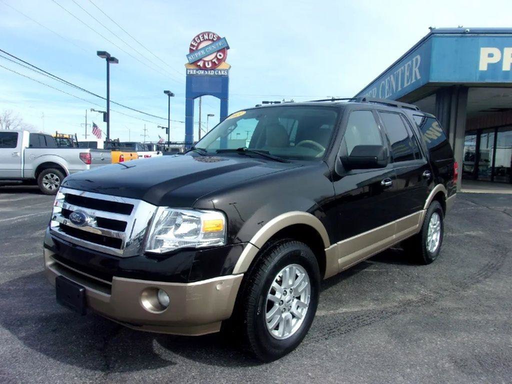 Used 2013 Ford Expedition XLT RWD image 1