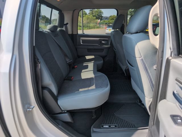 Used 2019 RAM 1500 Big Horn AWD/4WD image 12