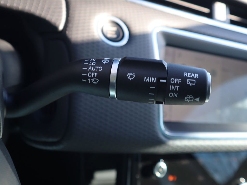 Used 2023 Land Rover Range Rover Evoque S image 20