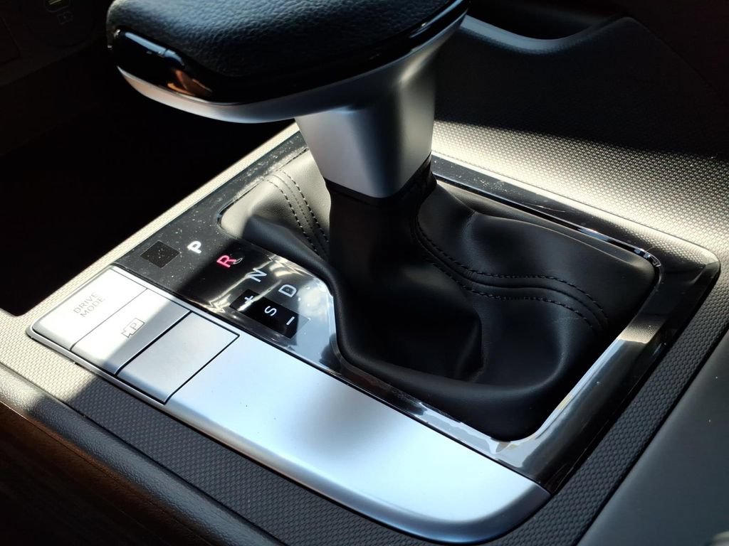 New 2026 Hyundai Elantra SE FWD image 22