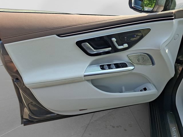 Used 2023 Mercedes-Benz EQE 350+ 4MATIC Sedan image 14