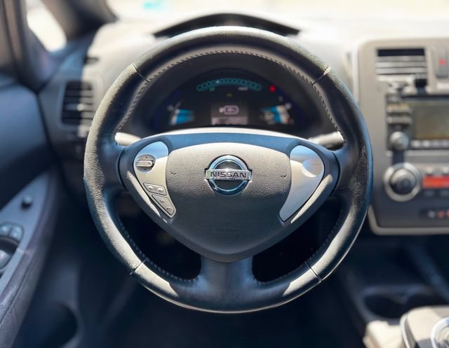 Used 2013 Nissan Leaf S w/ Charger Pkg FWD image 33