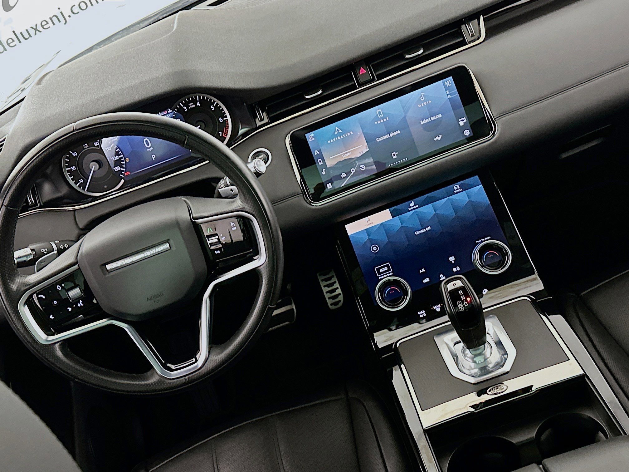 Used 2022 Land Rover Range Rover Evoque R-Dynamic S image 18