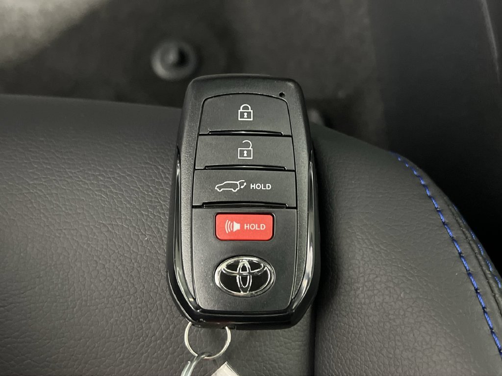 Used 2024 Toyota Corolla Cross AWD Hybrid w/ Convenience Package image 33