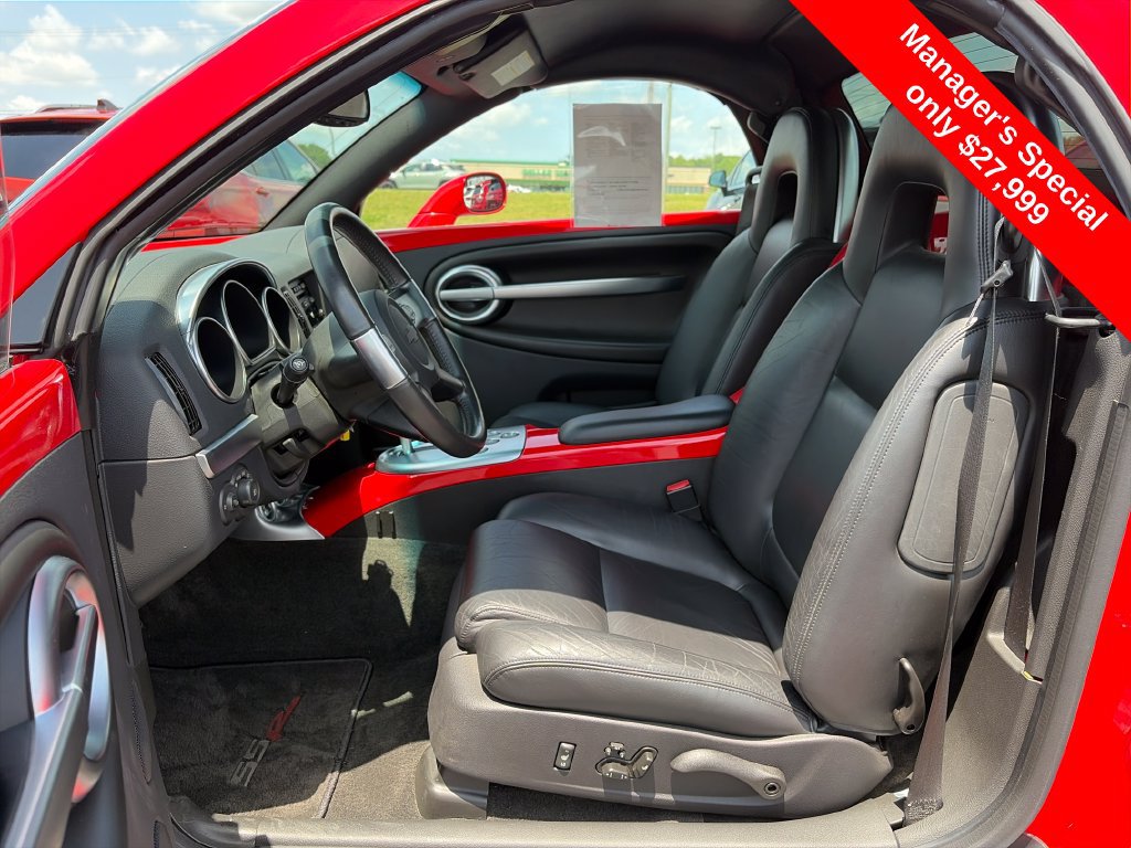 Used 2004 Chevrolet SSR w/ Preferred Equipment Group RWD image 14