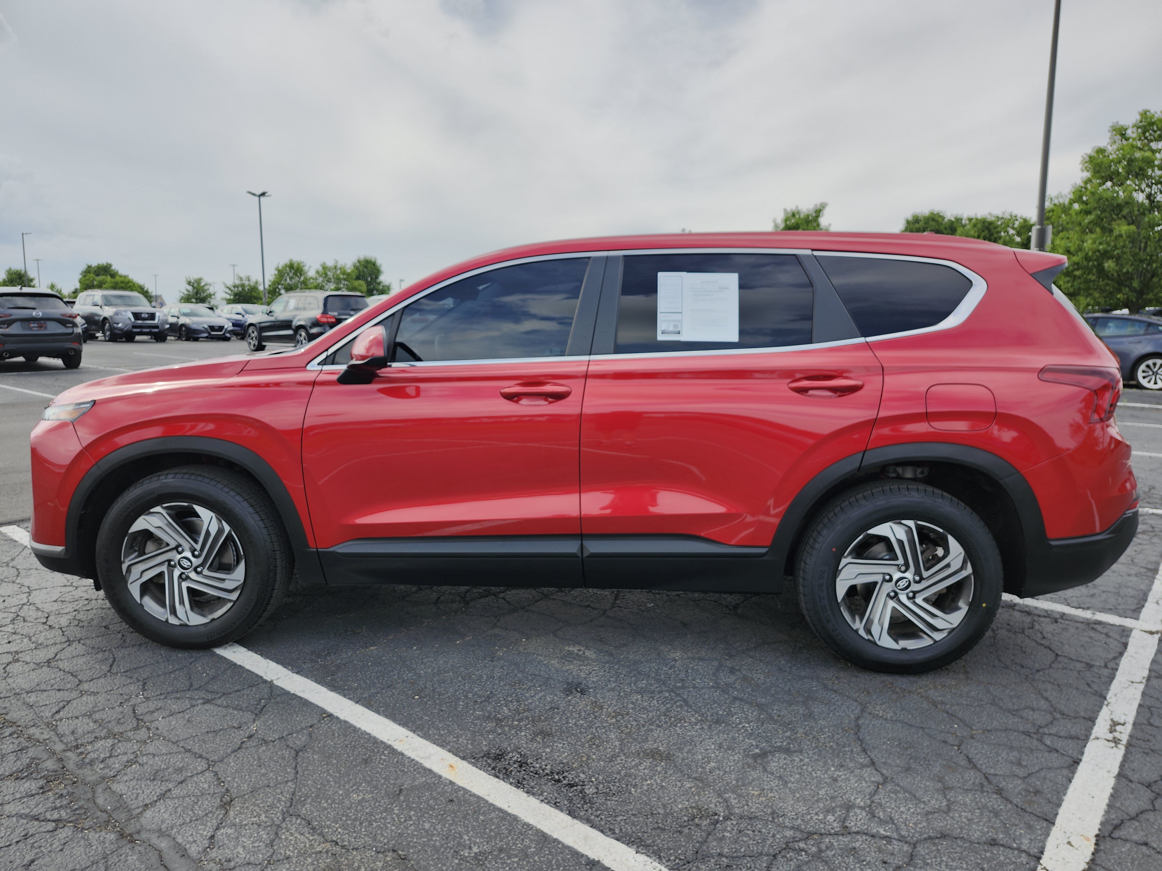 Used 2022 Hyundai Santa Fe SE w/ Cargo Package FWD image 12