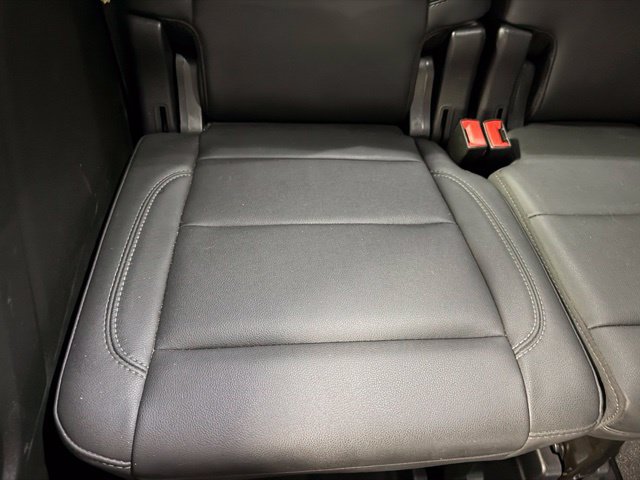 Used 2022 Chevrolet Tahoe LT w/ LT Signature Plus Package AWD/4WD image 27