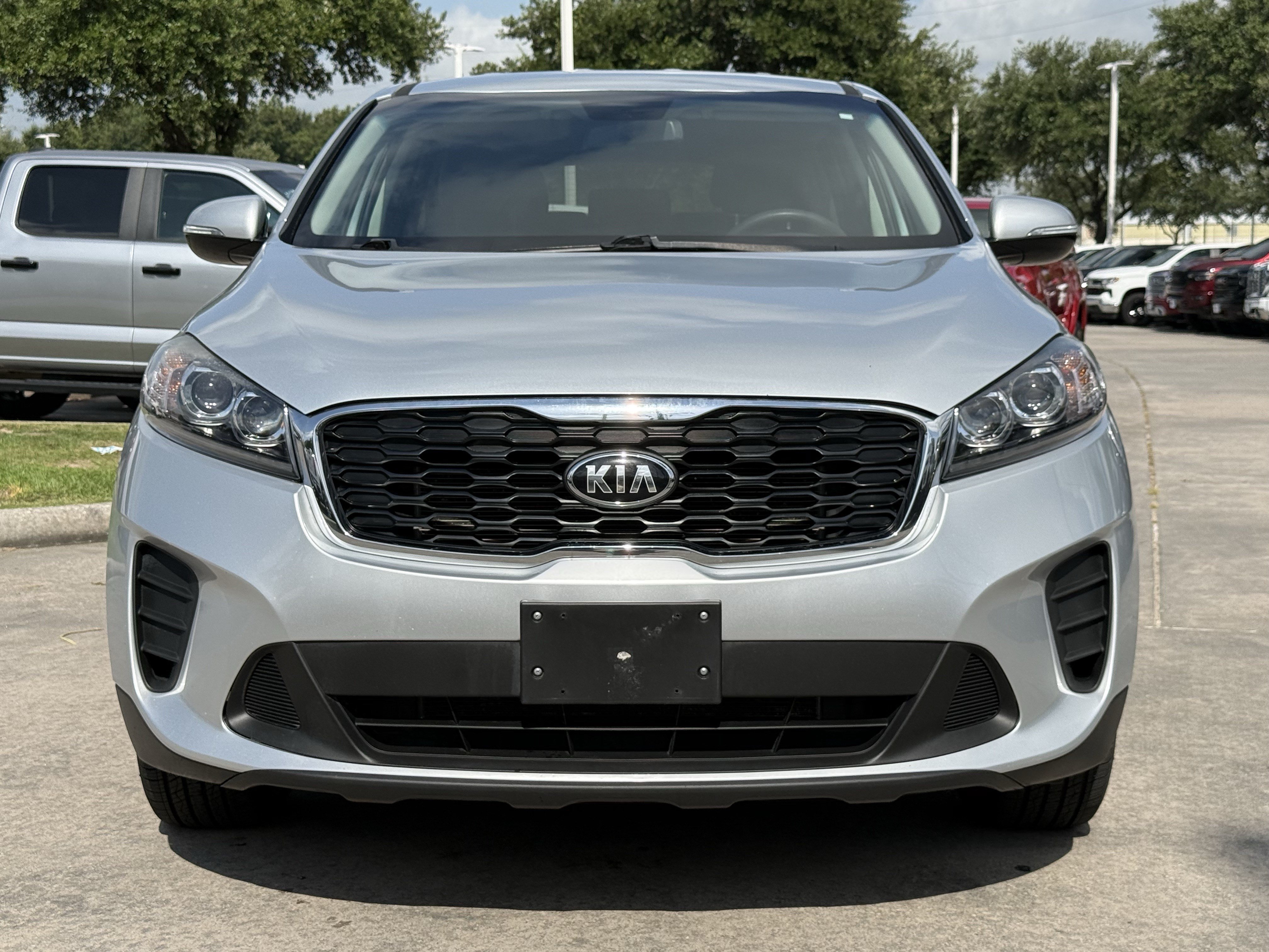 Used 2020 Kia Sorento FWD V6 image 11