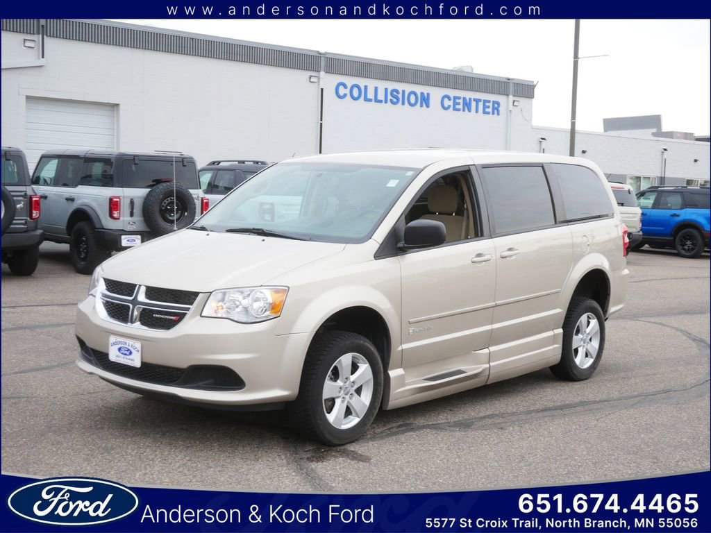 Used 2015 Dodge Grand Caravan SE w/ Quick Order Package 29E SE image 1