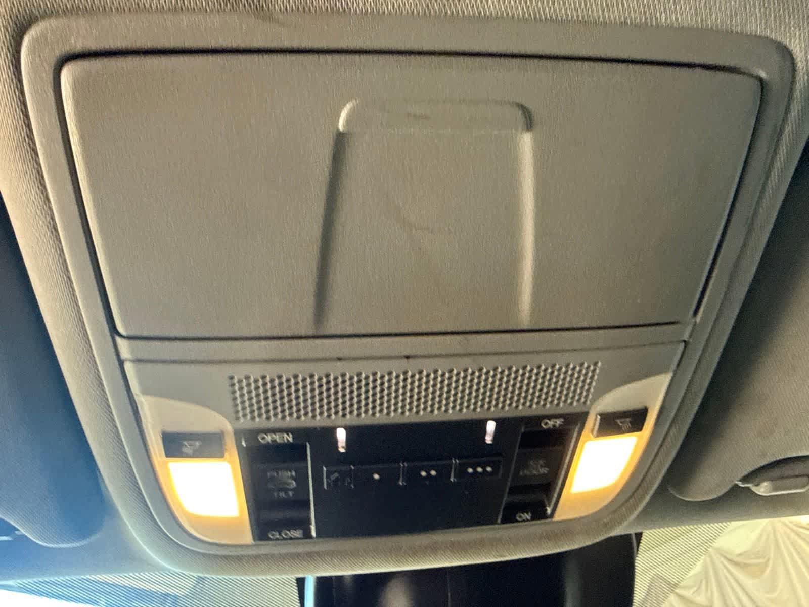 Used 2020 Acura MDX FWD image 23
