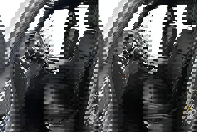 Certified 2023 Volkswagen Atlas Cross Sport SE w/ Panoramic Sunroof Package image 24