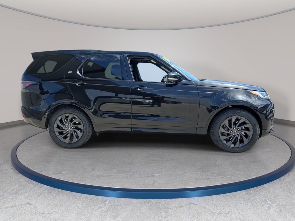 Certified 2023 Land Rover Discovery S R-Dynamic AWD/4WD image 4