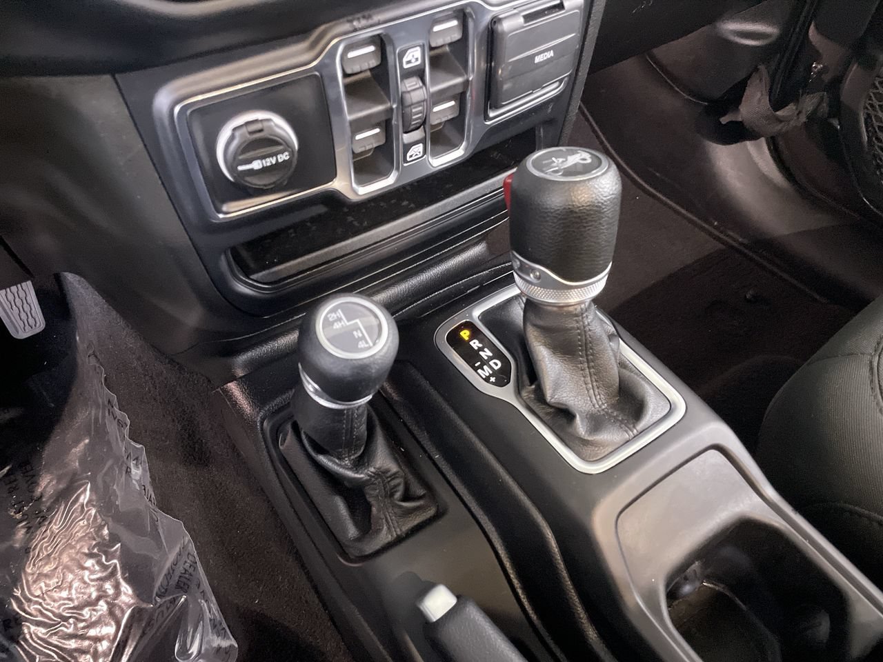 Used 2019 Jeep Wrangler Unlimited Sport S AWD/4WD image 17