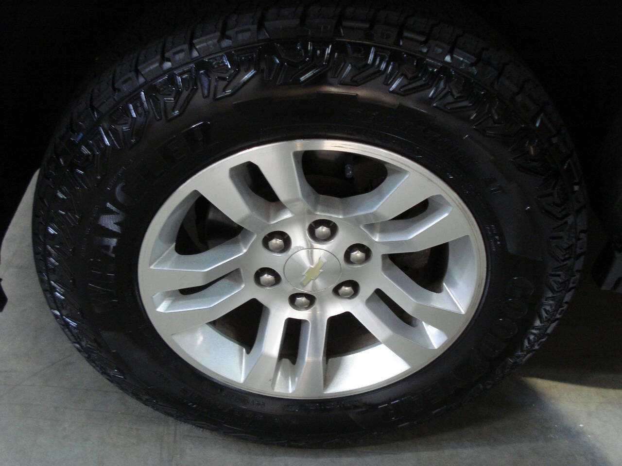 Used 2018 Chevrolet Tahoe LS w/ Max Trailering Package image 16