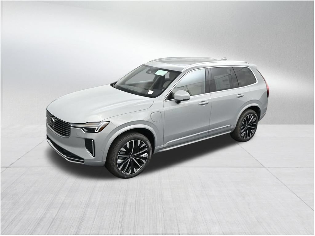 New 2026 Volvo XC90 T8 Plus w/ Protection Package Premier AWD/4WD image 13