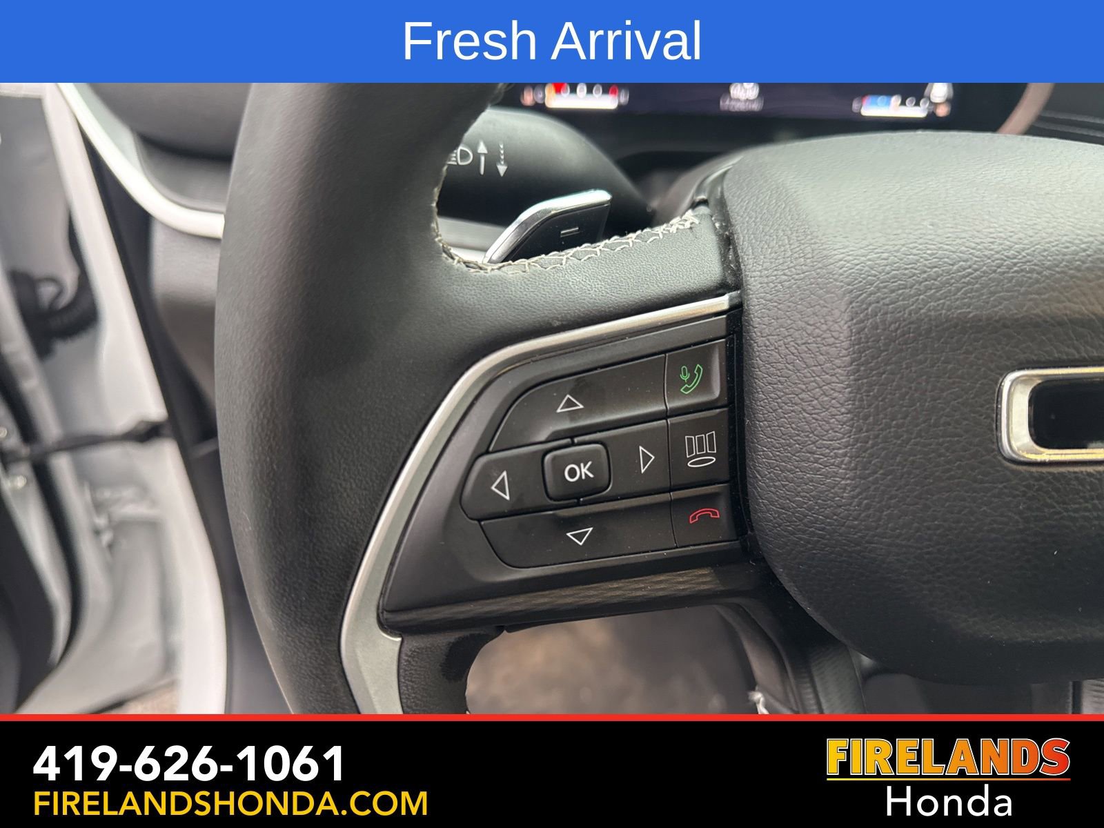 Used 2023 Jeep Grand Cherokee Laredo image 18