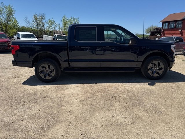 New 2025 Ford F150 Lightning Flash image 7