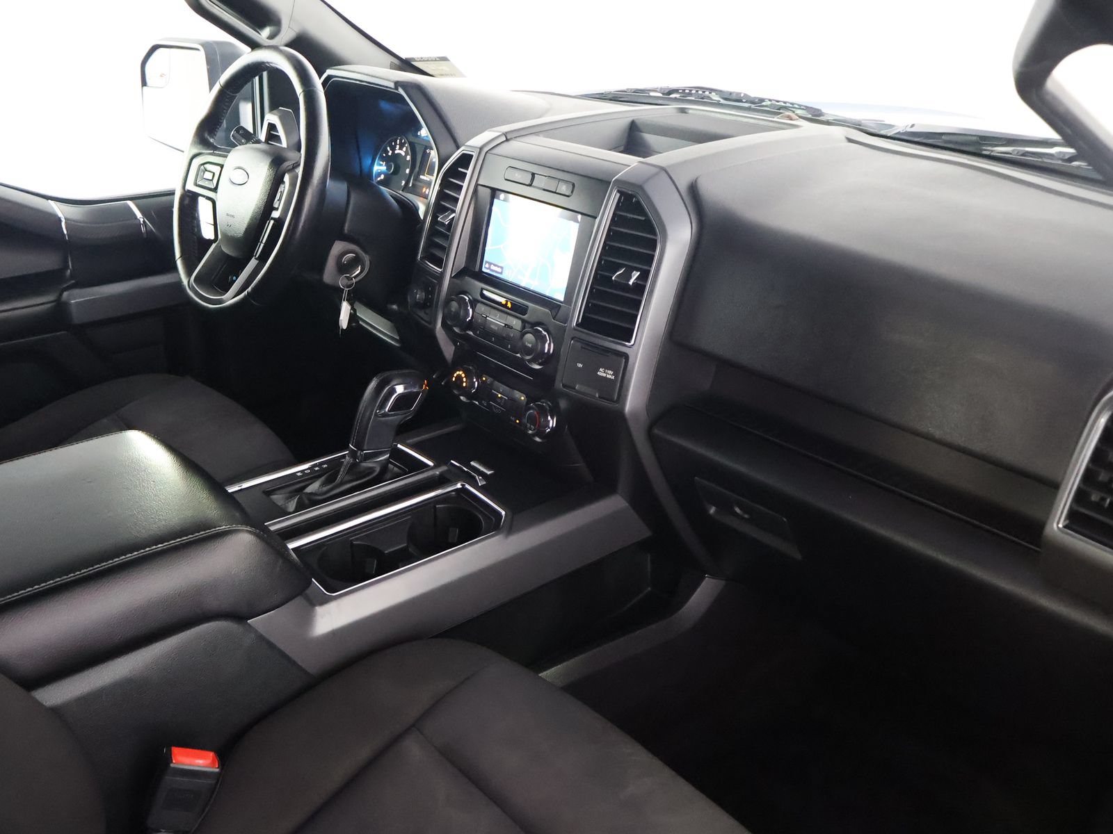 Used 2018 Ford F150 XLT w/ Equipment Group 302A Luxury AWD/4WD image 47
