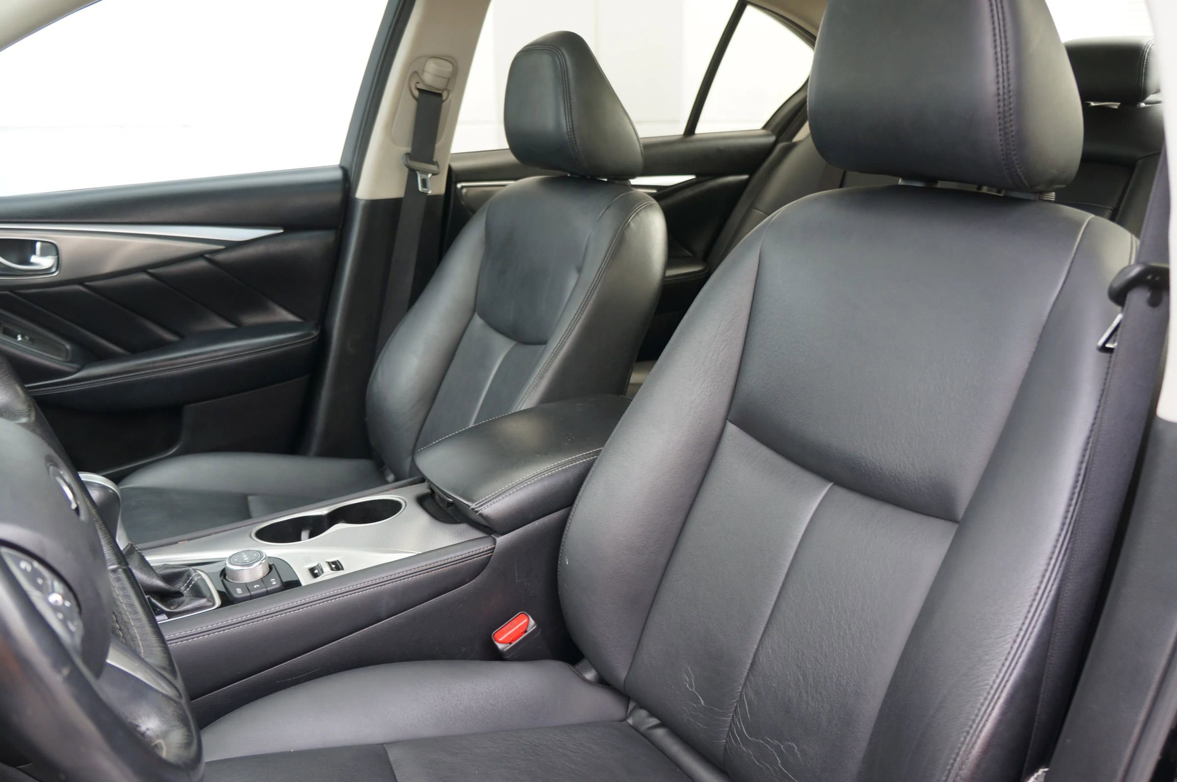 Used 2017 INFINITI Q50 3.0t Premium image 22