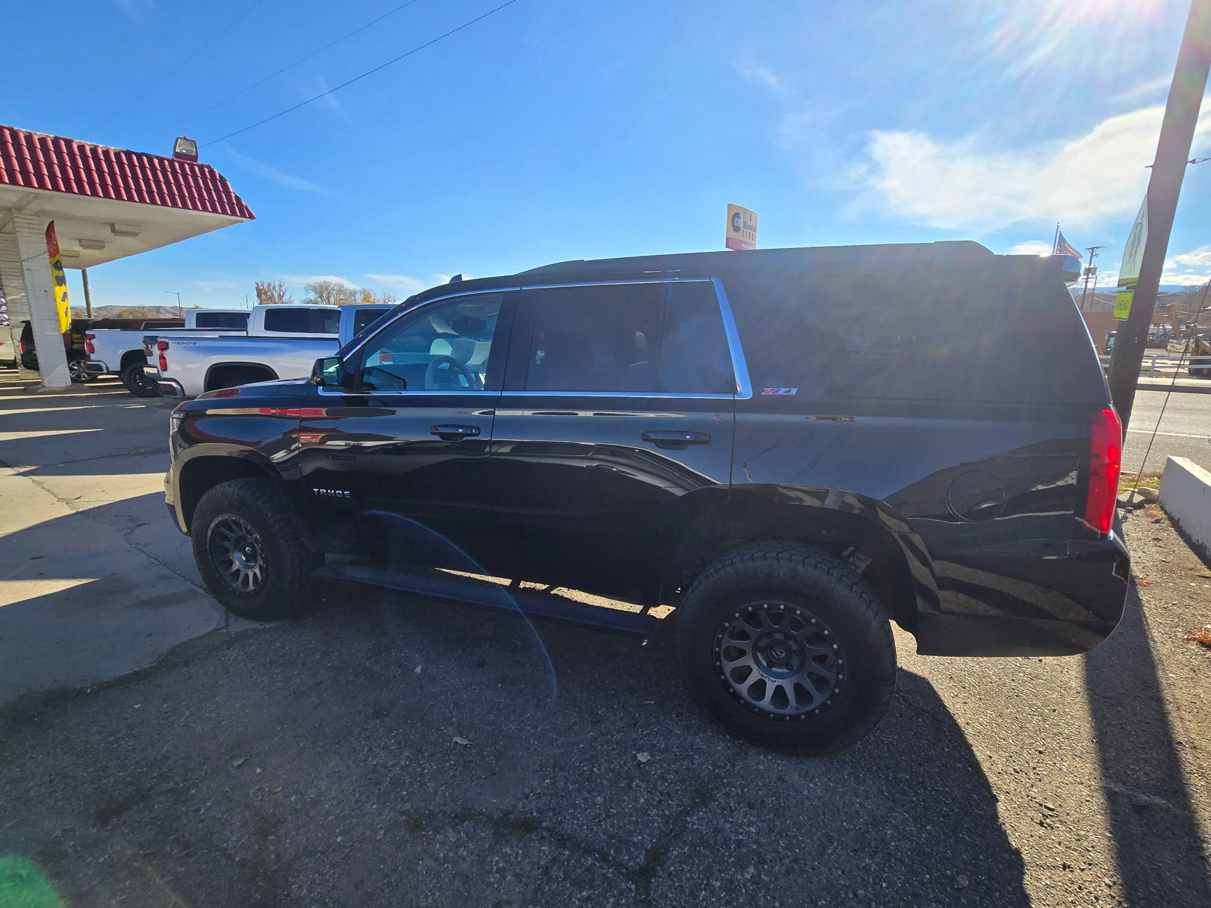 Used 2018 Chevrolet Tahoe LT w/ Luxury Package