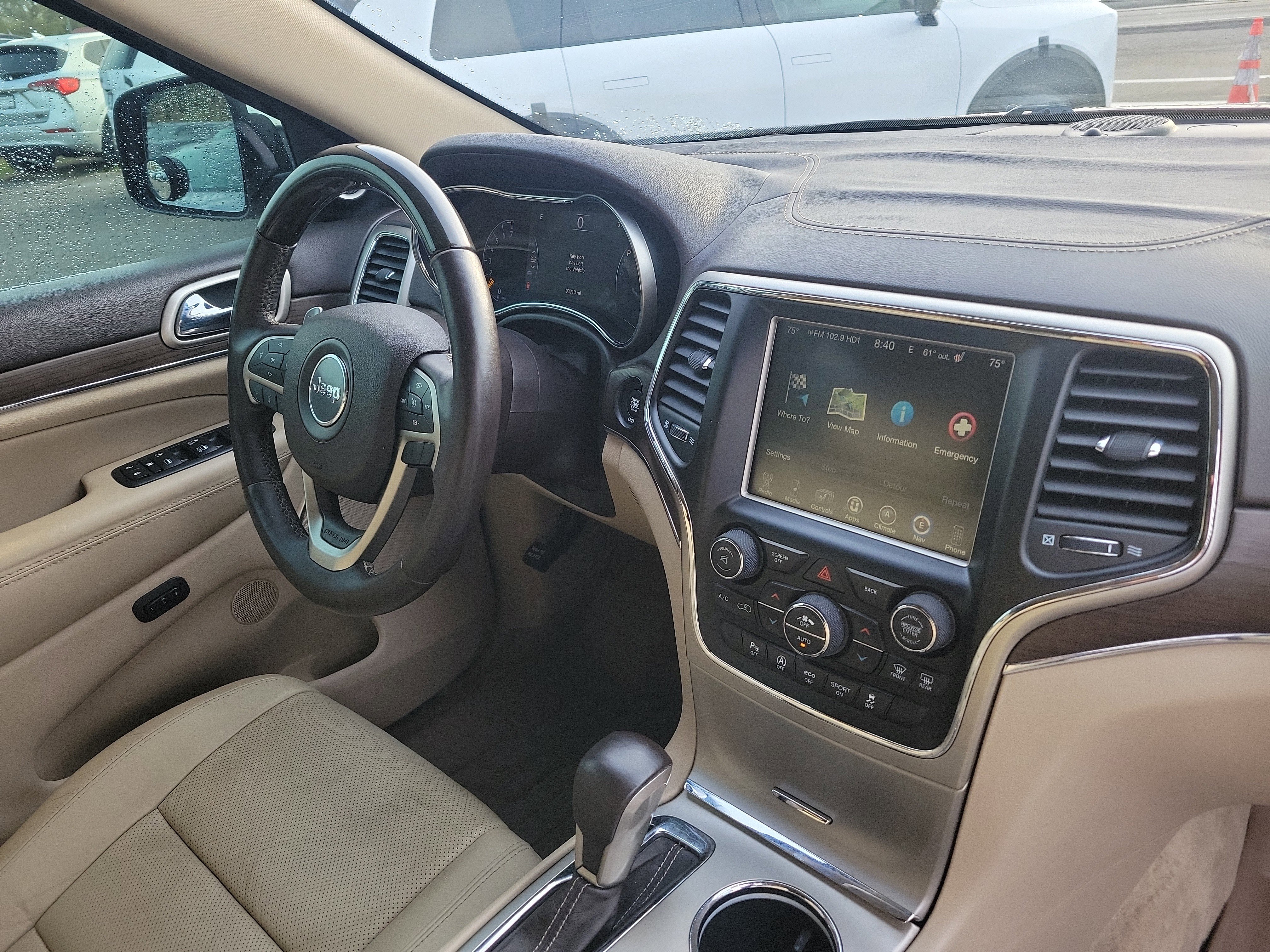 Used 2017 Jeep Grand Cherokee Overland image 8