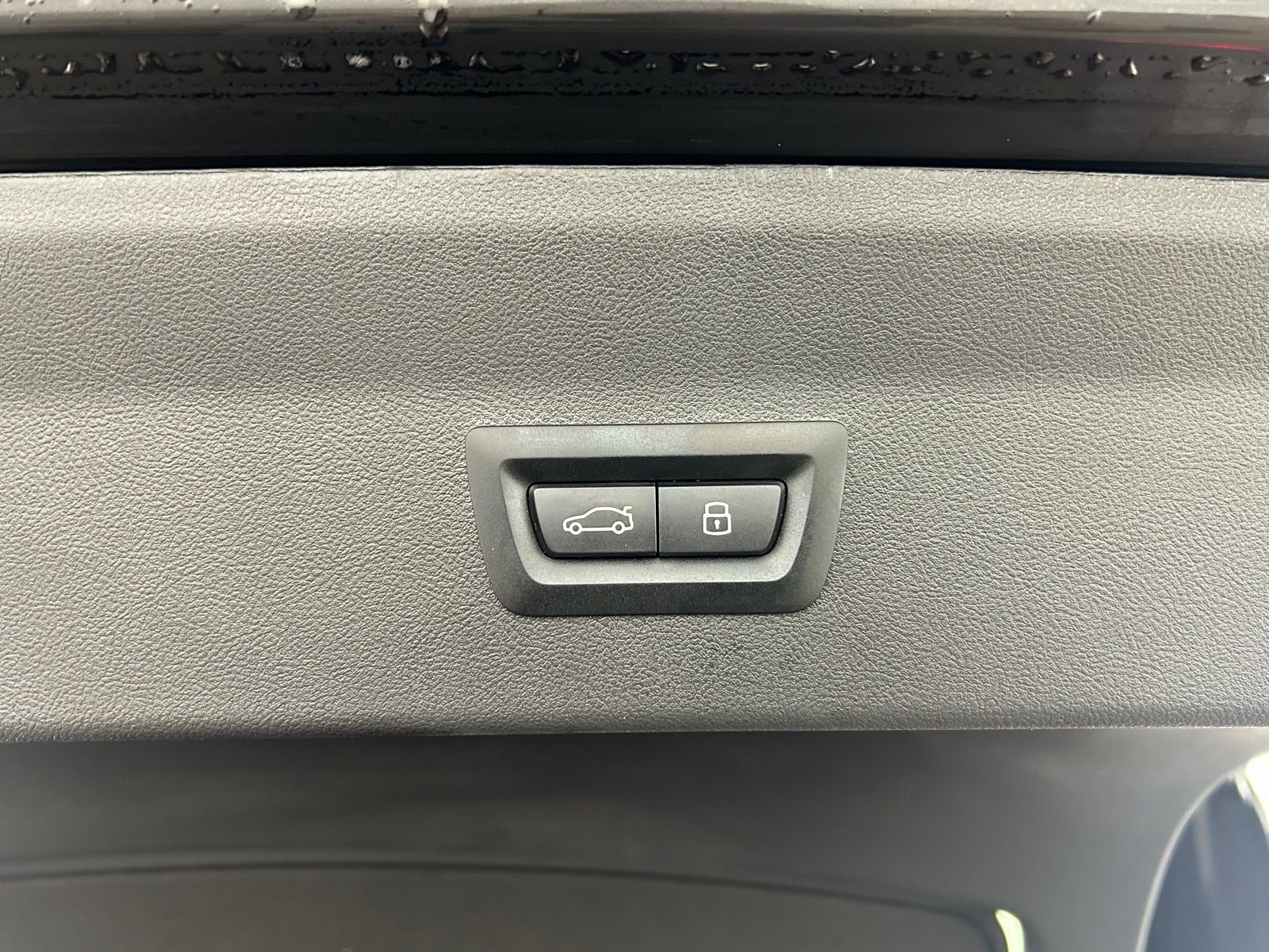 Used 2025 BMW X4 xDrive30i image 39