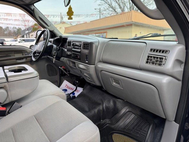 Used 2004 Ford F350 XLT image 15