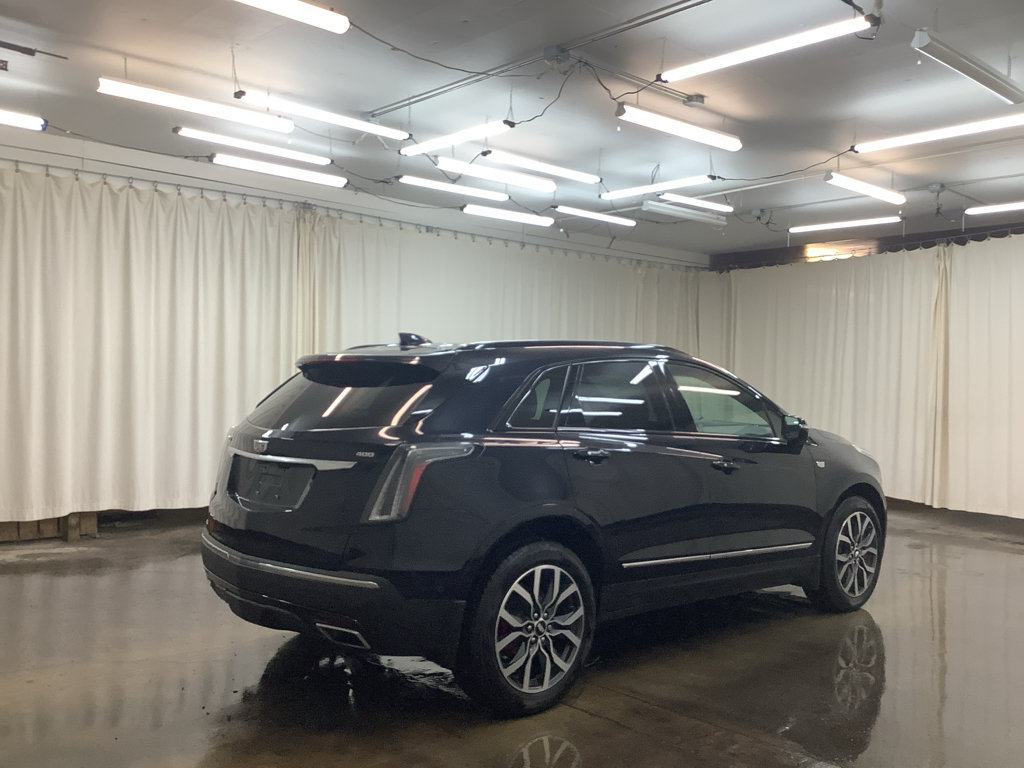 Used 2022 Cadillac XT5 Sportv w/ Platinum Package AWD/4WD image 5