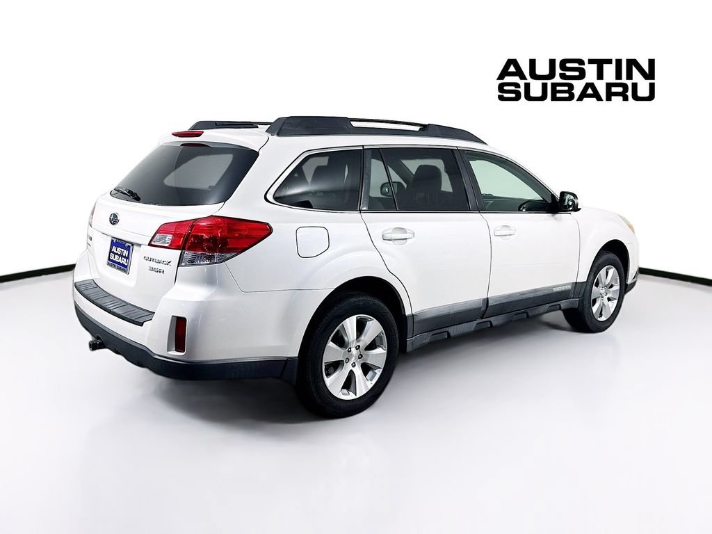 Used 2010 Subaru Outback 3.6R Limited AWD/4WD image 7