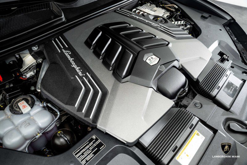 Used 2024 Lamborghini Urus S image 5