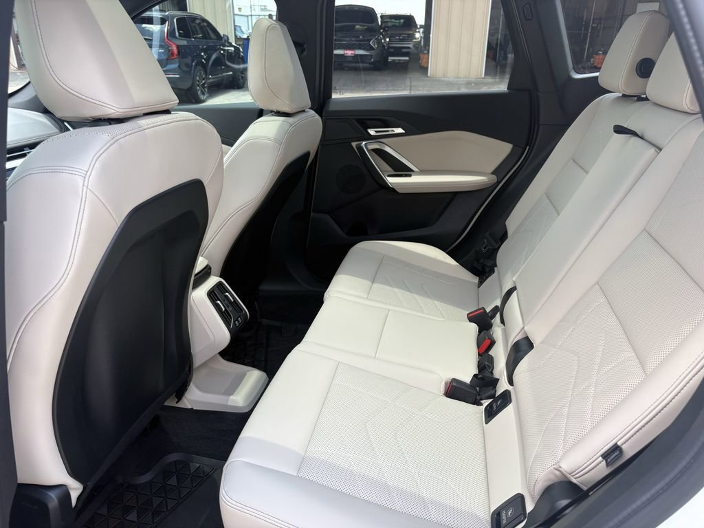 Used 2025 BMW X1 xDrive28i w/ Convenience Package AWD/4WD image 24
