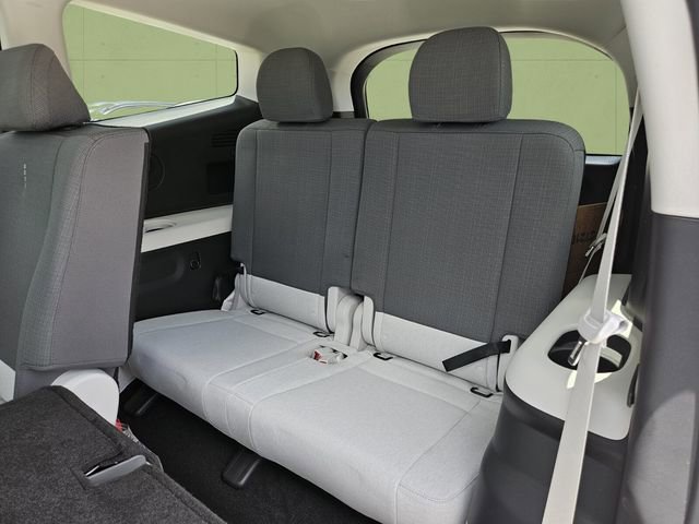 New 2026 Hyundai Ioniq 9 S image 4