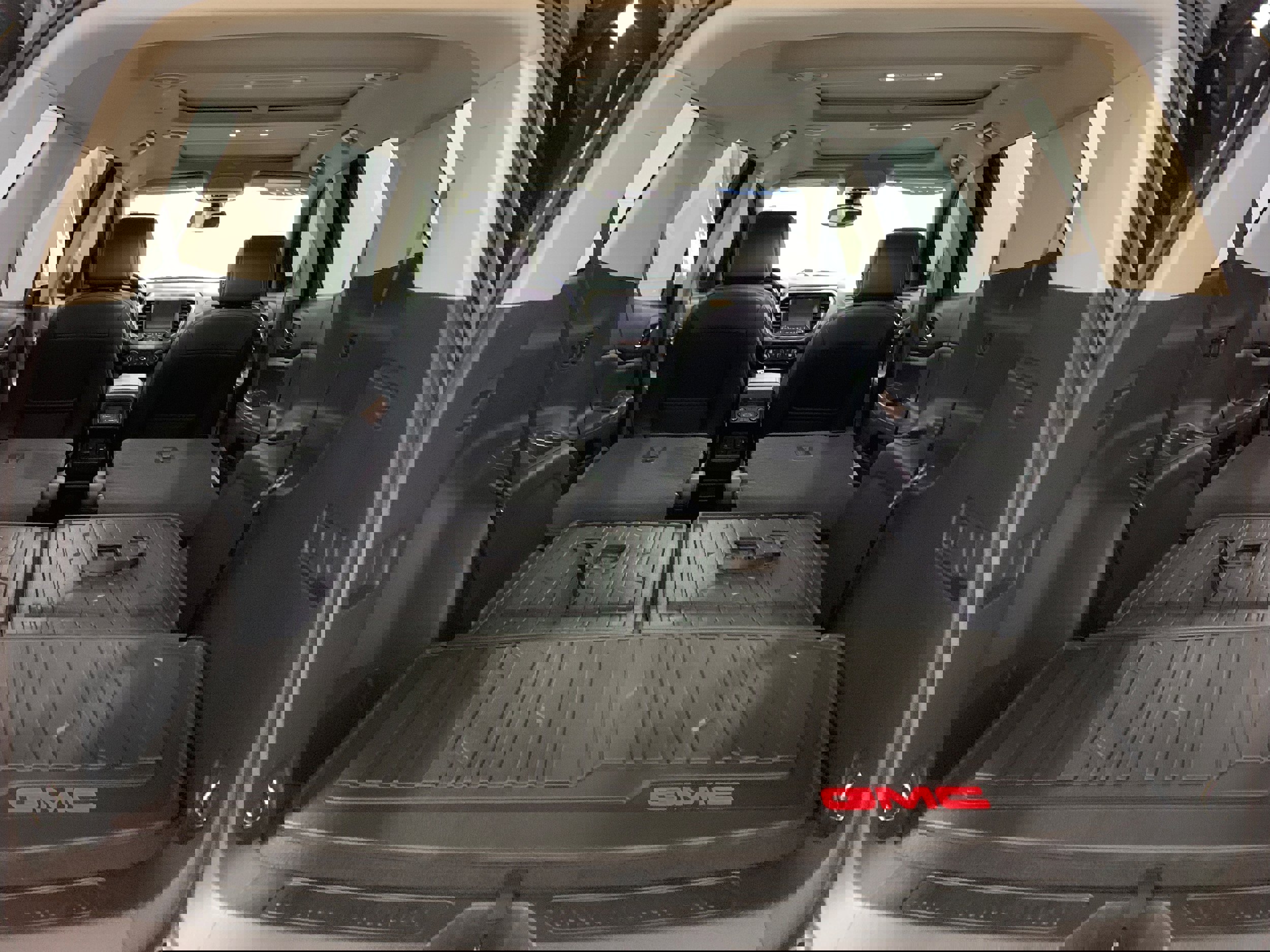 Used 2019 GMC Acadia Denali w/ Technology Package image 36