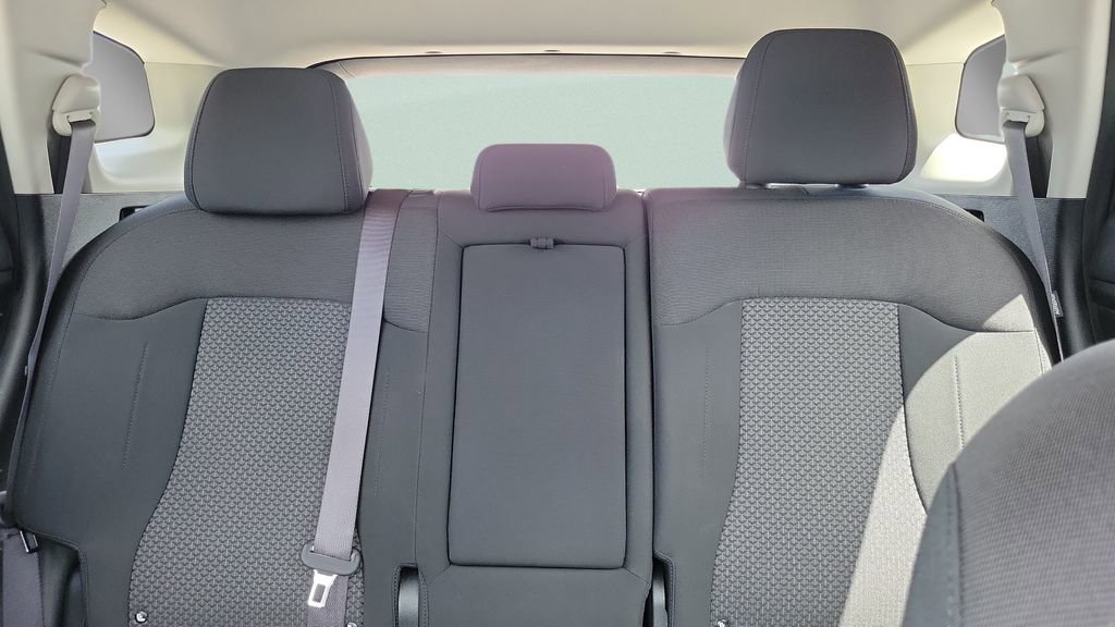 Used 2025 Kia Sportage LX image 18