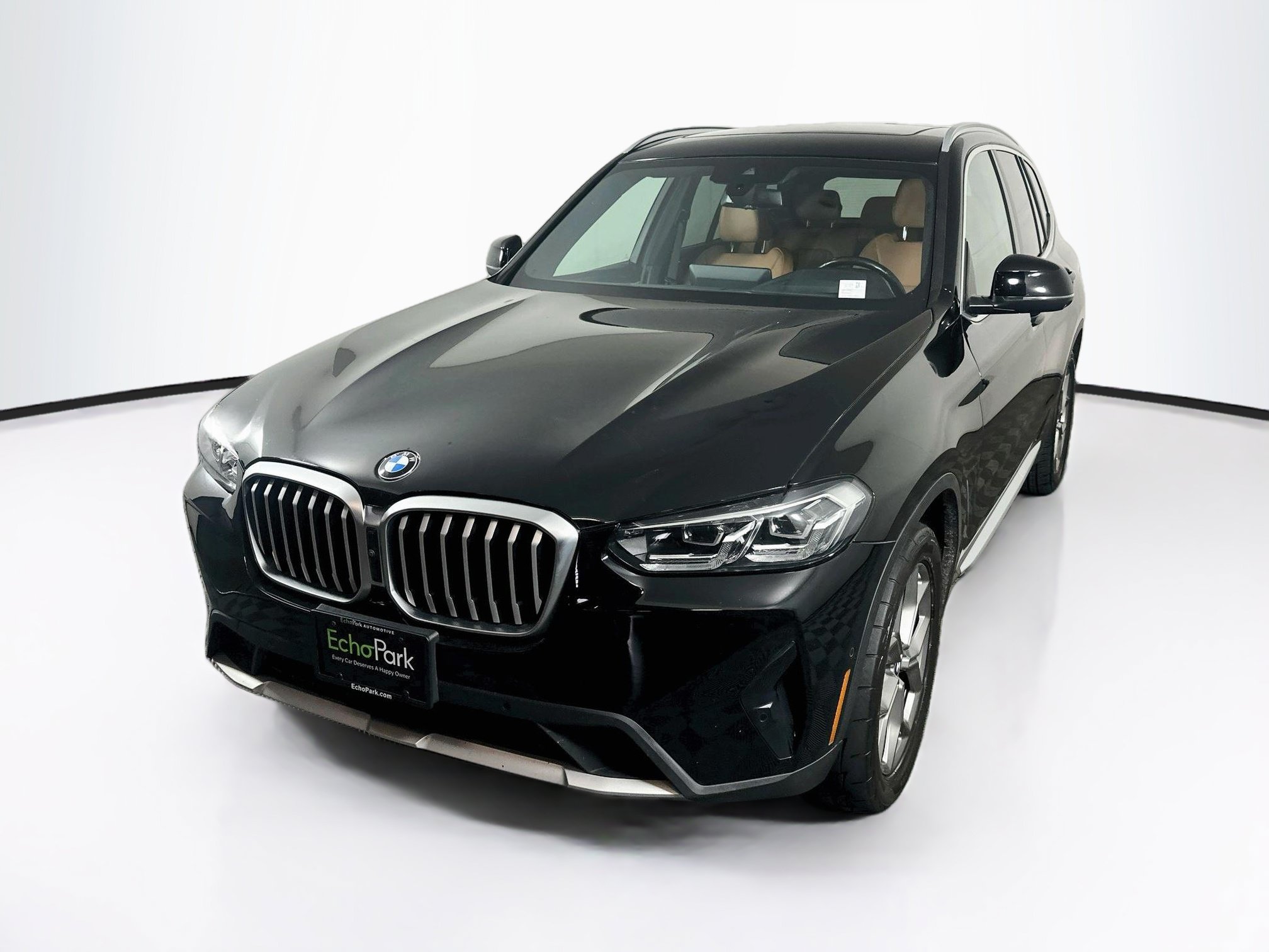 Used 2023 BMW X3 xDrive30i w/ Premium Package AWD/4WD image 3