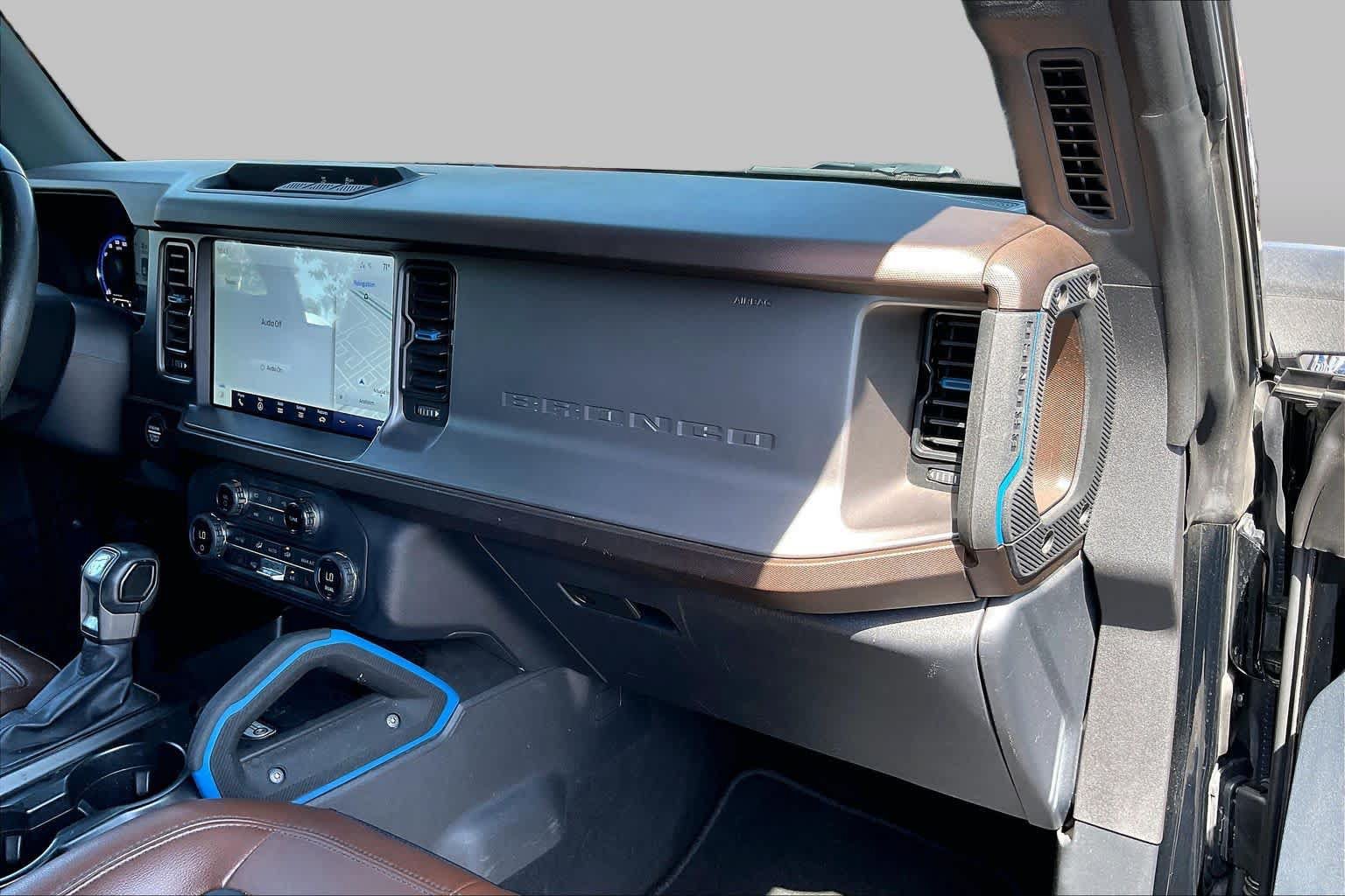 Used 2023 Ford Bronco Outer Banks AWD/4WD image 18