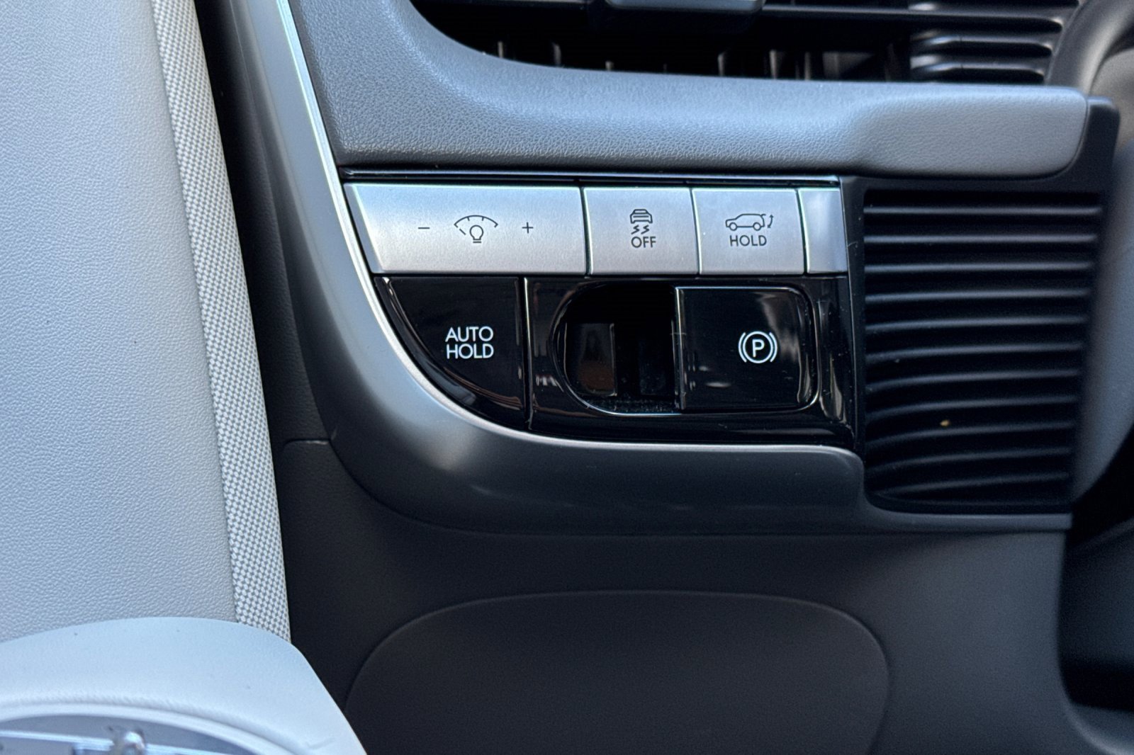 Used 2023 Hyundai Ioniq 5 SEL image 32