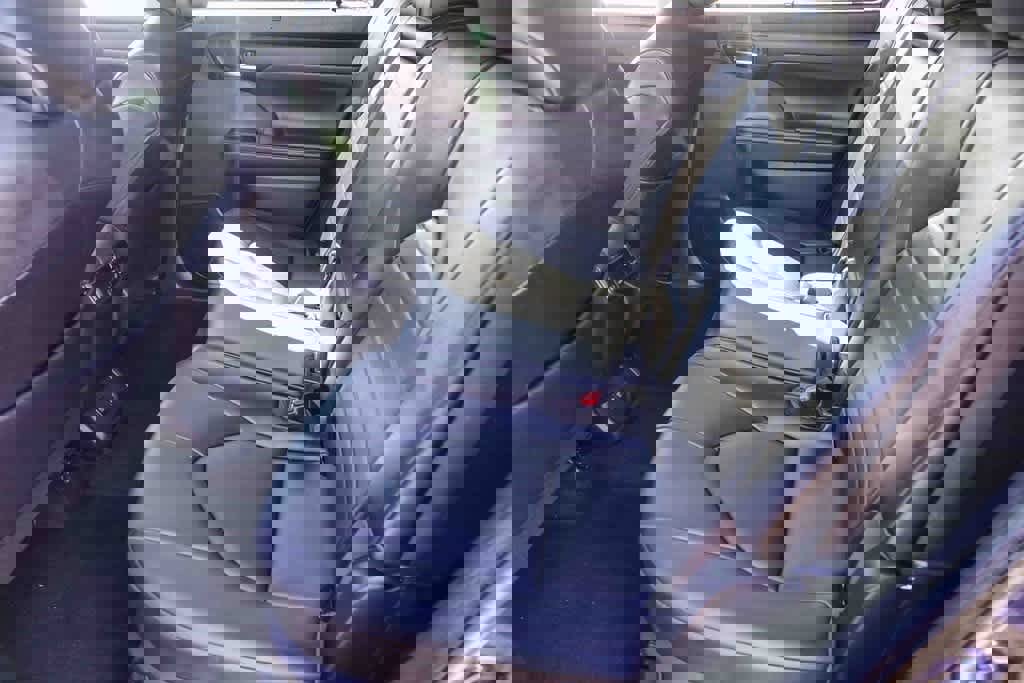 Used 2021 Toyota Highlander XLE image 16