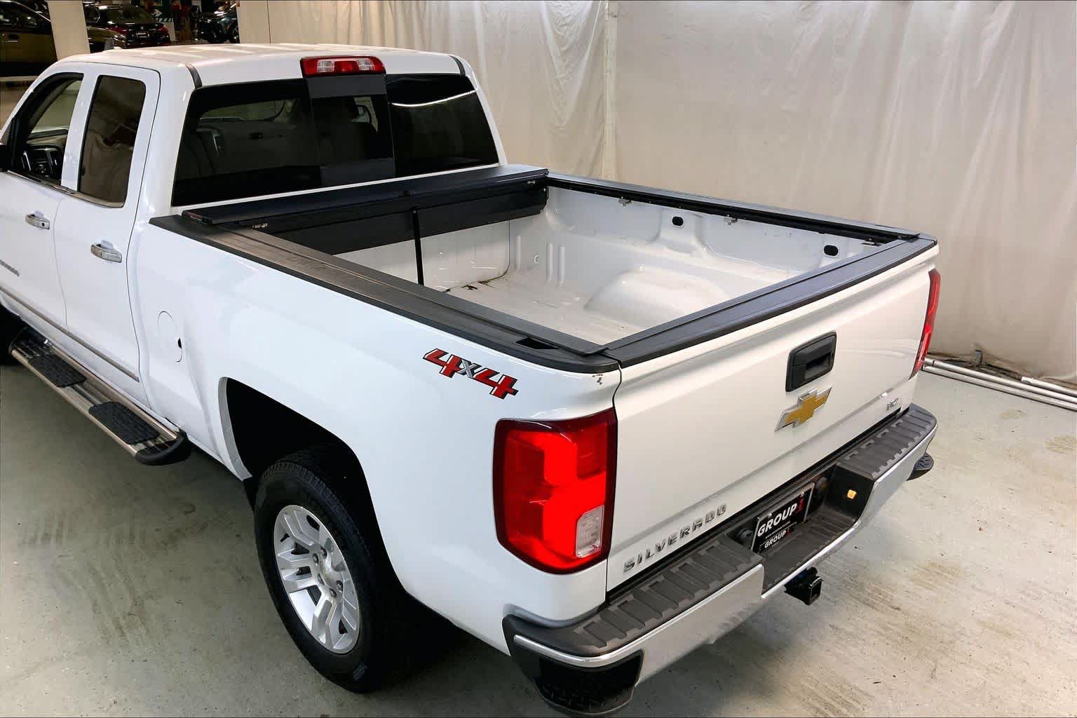 Used 2018 Chevrolet Silverado 1500 LTZ AWD/4WD image 33